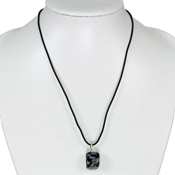 Hópehely obszidián ásvány medálos nyaklánc