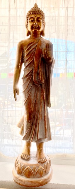 Álló Buddha szobor 82 cm magas