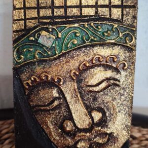 Fa doboz kincses ládika Buddha arc faragással