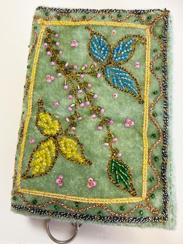 Hagyományos burmai gyöngyhímzéses erszény 2 zsebes