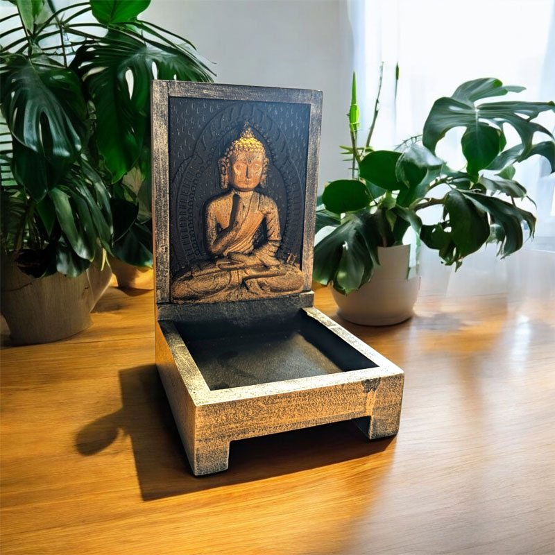 Fából készült mécsestartós kis Buddha oltár