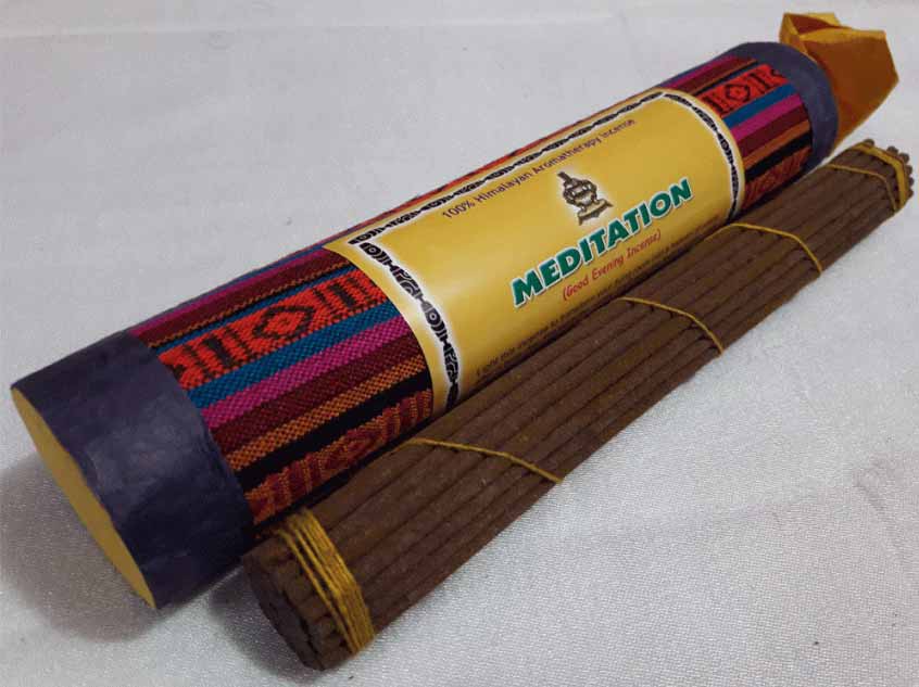 Meditation természetes bhutáni füstölő (prémium, szövet borítású dobozban)