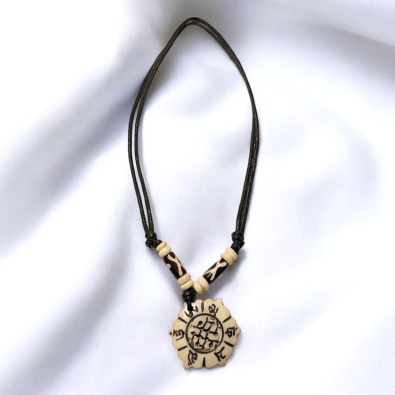 Om Mani Padme Hum mantrás nepáli nyaklánc