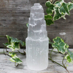 Természetes szelenit torony 15 cm